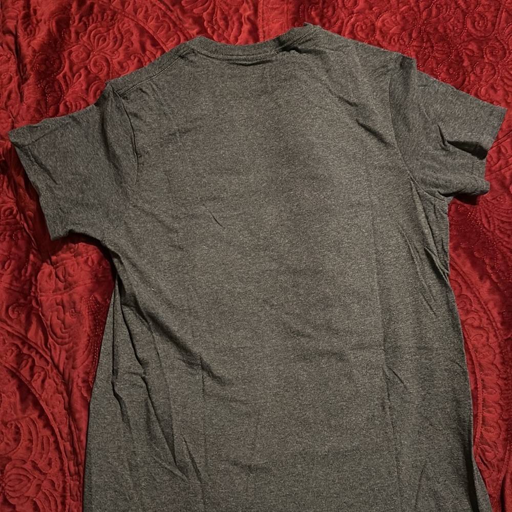 Marvel T-Shirt - Picture 3 of 4